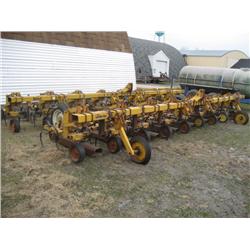 Alloway, 8 row 30" cultivator