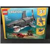 Image 1 : LEGO CREATOR #31381 FIERCE SHARK WITH TREASURE CHEST SEALED IN ORIGINAL PACKAGING