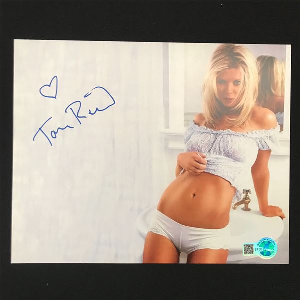 TARA REID SIGNED 8X10 - WWOC COA