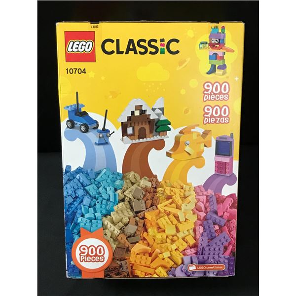 LEGO CLASSIC #10704 SEALED IN ORIGINAL PACKAGING