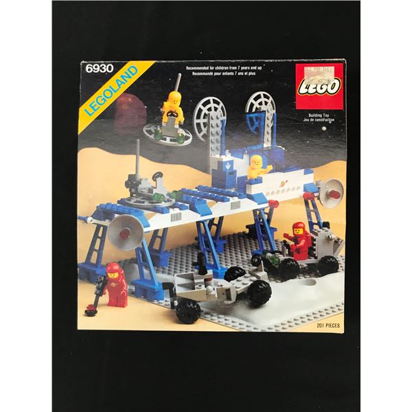 LEGO LEGOLAND 6930 IN ORIGINAL PACKAGING COMPLETE