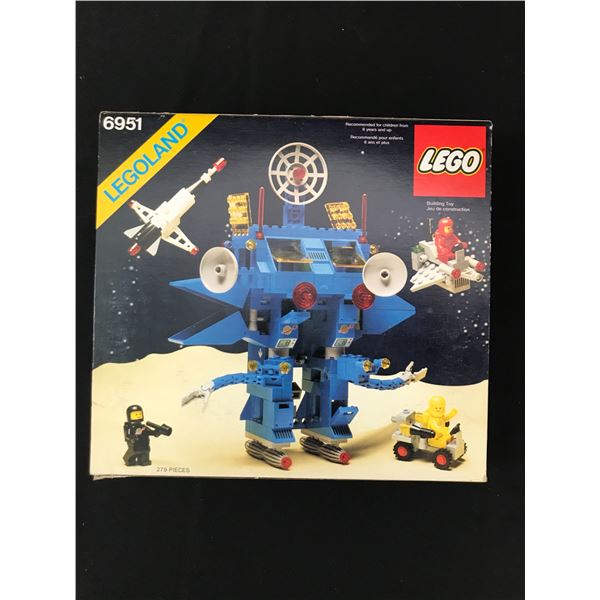 COMPLETE LEGO LEGOLAND 6951 IN ORIGINAL PACKAGING