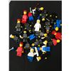 Image 1 : LOOSE LOT OF LEGO FIGURES