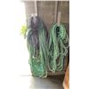 Image 1 : LARGE BUNDLE OF ASSORTED ROPE