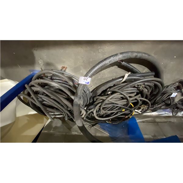 LARGE GROUP OF ASSORTED HEAVY DUTY ELECTRICAL CABLE