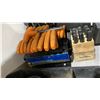 Image 5 : PTC TYPE A ASTM D2240 DUROMETER IN CASE, 2 SETS OF SCREWDRIVERS, 2 SETS OF HEX KEY SETS, PUNCH SET,