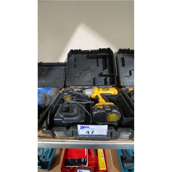 DEWALT DW059 CORDLESS DRILL IN HARD TRANSPORT CASE WITH 2 BATTERIES & CHARGER