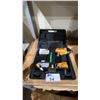 Image 1 : BOSTITCH PNEUMATIC STAPLE GUN IN HARD TRANSPORT CASE