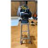 Image 4 : POWER PRESS JB04-1, 1 TON CAPACITY CLASP PRESS SYSTEM ON METAL MOBILE STAND