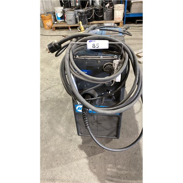 MILLER MILLERMATIC 251 INDUSTRIAL MIG WELDING UNIT WITH GROUNDING CABLE & STINGER