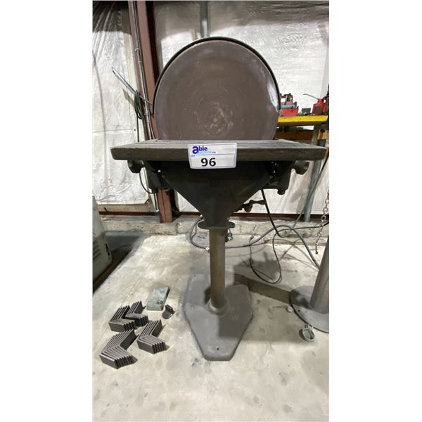 MASTER MOTOR 1/2HP GRINDING WHEEL ON STAND