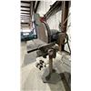 Image 3 : MASTER MOTOR 1/2HP ELECTRIC INDUSTRIAL GRINDING WHEEL ON STAND