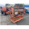 Image 4 : JLG 450AJ SERIES 2 ORANGE 45' REACH MULTI ARTICULATING PNEUMATIC TIRE INDUSTRIAL BOOM LIFT WITH
