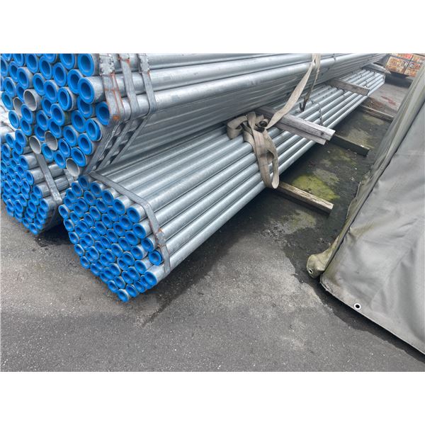 LARGE BUNDLE OF GALVANIZED STEEL TUBE STOCK APPROX 21 FT LONG