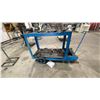 Image 3 : BLUE MOBILE WORKSHOP CART WITH MACHINE VICE