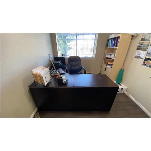 CONTENTS OF OFFICE 2- INCLUDED L-SHAPED SINGLE PEDESTAL DESK, 2 CLIENT CHAIRS, OFFICE CHAIR & 2