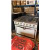 Image 1 : LA CORNUE CORNUF 90 ALBERTINE 36, 36" DUAL FUEL RANGE WITH 5 GAS BURNERS, ELECTRIC CONVECTION OVEN