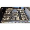 Image 2 : LA CORNUE CORNUF 90 ALBERTINE 36, 36" DUAL FUEL RANGE WITH 5 GAS BURNERS, ELECTRIC CONVECTION OVEN
