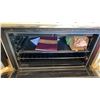 Image 3 : LA CORNUE CORNUF 90 ALBERTINE 36, 36" DUAL FUEL RANGE WITH 5 GAS BURNERS, ELECTRIC CONVECTION OVEN