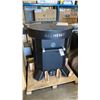 Image 1 : ALCHEMY MODEL AG-GS32. MATTE BLACK MOBILE PRO GRILL + SMOKER