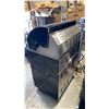 Image 4 : BONFIRE MODEL CBF4DD-B. BLACK STAINLESS STEEL 34" 4 BURNER PROPANE GRILL