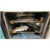 Image 3 : G.E APPLIANCES MODEL JCAS640. 24" 4 ELEMENT ELECTRIC RANGE