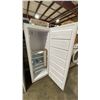 Image 3 : FRIGIDAIRE MODEL FFUE0726AW. UPRIGHT FREEZER