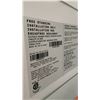 Image 4 : FRIGIDAIRE MODEL FFUE0726AW. UPRIGHT FREEZER