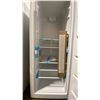 Image 5 : FRIGIDAIRE MODEL FFUE0726AW. UPRIGHT FREEZER