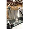 Image 8 : DACOR MODEL HWHP3018S. HIGH-END 30-INCH WALL-MOUNT CANOPY RANGE HOOD FINISHED IN STAINLESS STEEL