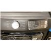 Image 3 : MAYTAG MODEL YMED5630MBK0.  27-INCH FRONT-LOAD STACKABLE ELECTRIC DRYER WITH 7.3 CUBIC FEET CAPACITY