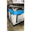 Image 1 : DANBY MODEL DCR044B1SLM. 4.4 CUBIC FOOT SINGLE-DOOR COMPACT MINI FRIDGE