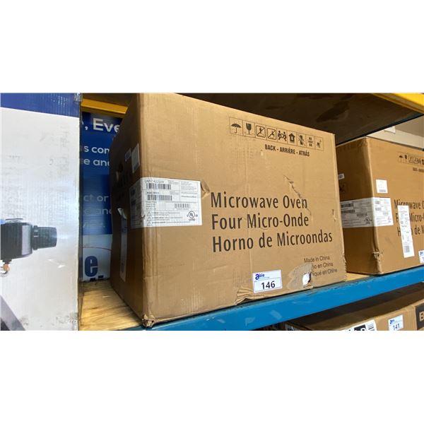 FRIGIDAIRE MODEL UMV1422UW. FRIGIDAIRE 1.4 CU. FT. OVER-THE-RANGE MICROWAVE. WHITE