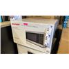 Image 1 : SHARP MODEL SMC2264KSC. COUNTERTOP MICROWAVE, 24 INCH EXTERIOR WIDTH, 2.2 CU. FT. CAPACITY, 1,100 W