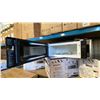 Image 3 : WHIRLPOOL MODEL YWML55011HS09. 1.1 CU. FT. LOW PROFILE MICROWAVE HOOD COMBINATION,  TAP-TO-OPEN DOOR