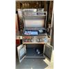 Image 2 : NAPOLEON ROGUE PRO-S STAINLESS STEEL 4 BURNER NATURAL GAS GRILL WITH REAR INFRARED ROTISSERIE
