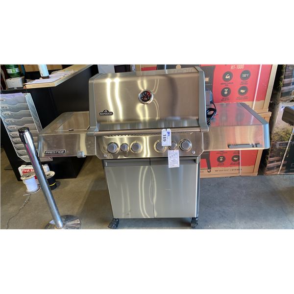 NAPOLEON PRESTIGE MODEL 500RSIB. STAINLESS STEEL 4 BURNER NATURAL GAS GRILL WITH REAR INFRARED