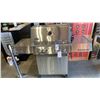 Image 1 : NAPOLEON PRESTIGE MODEL 500RSIB. STAINLESS STEEL 4 BURNER NATURAL GAS GRILL WITH REAR INFRARED