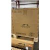 Image 2 : TRAEGER MODEL TFB57PUBC. PRO SERIES 22 WOOD PELLET GRILL BBQ IN BLACK