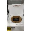 Image 2 : WHIRLPOOL MODEL WTW4000SWO. 4.5 CU. FT. I.E.C. TOP LOAD IMPELLER WASHER, WHITE