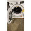 Image 2 : WHIRLPOOL MODEL WFW5720RW0. 5.2 CU. FT. I.E.C. SMART FRONT LOAD ENERGY STAR CERTIFIED WASHER