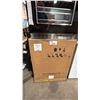 Image 1 : SILHOUETTE RESERVE MODEL SRVBC050R. 24" RIGHT HAND BUILT IN BEVERAGE CENTER