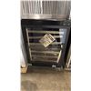 Image 1 : THERMADOR MODEL T24UW900RP. 24" UNDER COUNTER WINE COOLER IN BLACK, SOME SCRATCHES