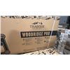 Image 2 : TRAEGER MODEL TFB97JLH. WOODBRIDGE PRO PELLET GRILL WITH SIDE SHELF AND CONNECTIVITY - 970-SQ.IN.