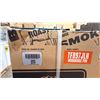 Image 3 : TRAEGER MODEL TFB97JLH. WOODBRIDGE PRO PELLET GRILL WITH SIDE SHELF AND CONNECTIVITY - 970-SQ.IN.