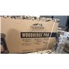 Image 2 : TRAEGER MODEL TFB97JLH. WOODBRIDGE PRO PELLET GRILL WITH SIDE SHELF AND CONNECTIVITY - 970-SQ.IN.