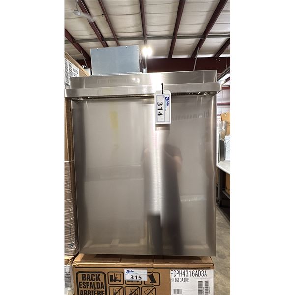 JENNAIR MODEL JDAF5924RM. 24" BUILT IN DISHWASHER IN STAINLESS STEEL