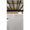 Image 2 : WHIRLPOOL MODEL WDF341PAPW. 24" BUILT IN DISHWASHER IN WHITE