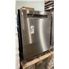 Image 1 : BOSCH MODEL SHP78CP5N/25. BOSCH 800 SERIES 24" BUILT-IN POCKET HANDLE SMART DISHWASHER WITH