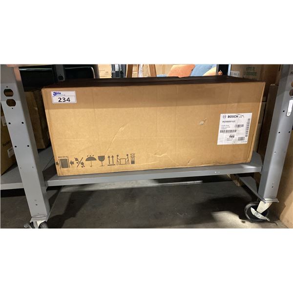 BOSCH MODEL HUI56551UC. 500 SERIES 36" UNDER CABINET PULL OUT RANGE HOOD, 500 CFM, CONVERTIBLE